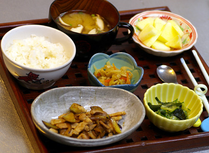 1/24（木）幼児食と、逆立ち